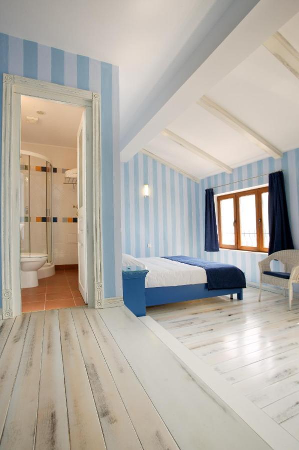 Arcadia Hotel - Marina Regia Residence Mamaja Zewnętrze zdjęcie